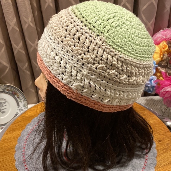 Handmade Crochet Hat/Beanie - M/L - Pretty Colors! - Picture 2 of 9